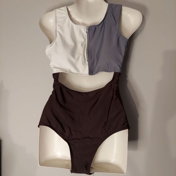 Color Block Cutout Swimsuit - Picture 2 of 5